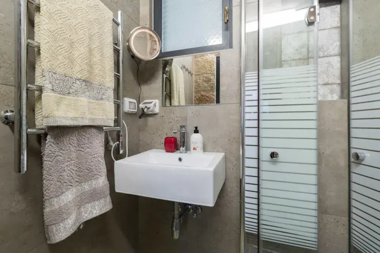 Best Location Jerusalem Stone Apartment
