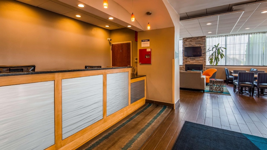Best Western Hartford Hotel & Suites photo 12