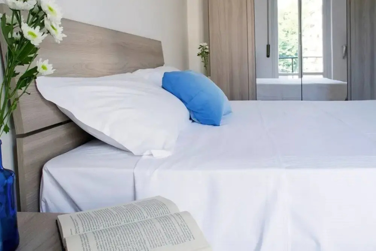 ALTIDO Como Modern Flat