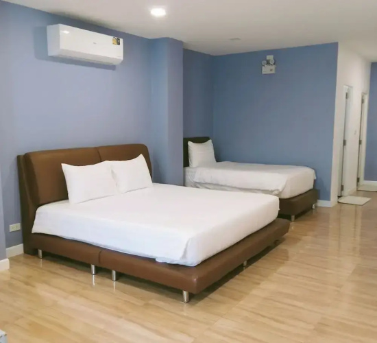 J-Boutique Hotel