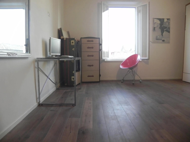LINE-UP Apartment