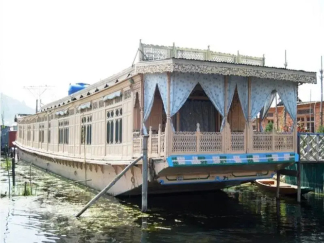 Howrah Houseboat
