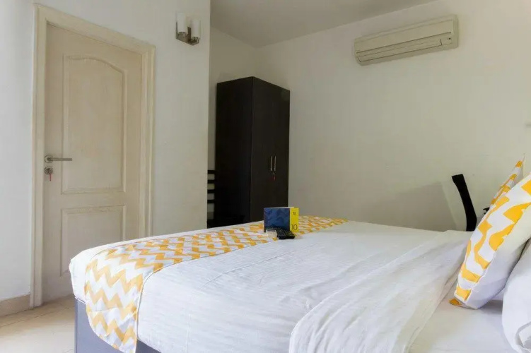 Stayeasy Serviced Apartment