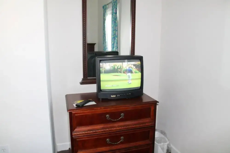 224 Wedgewood