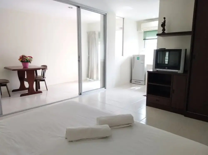 P. Place Service Residence