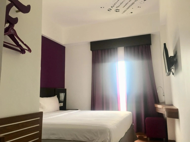 Fame Hotel Gading Serpong