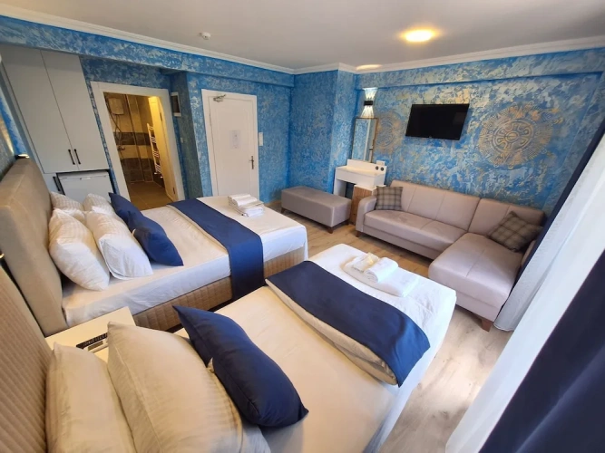 Deluxe Quadruple room