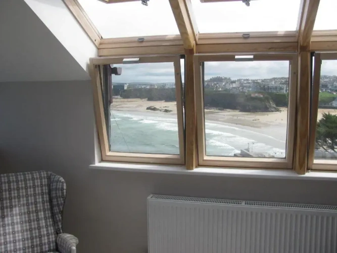 3 Bedrooms Cottage