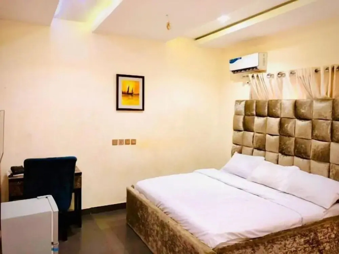 Soild Worth Hotel