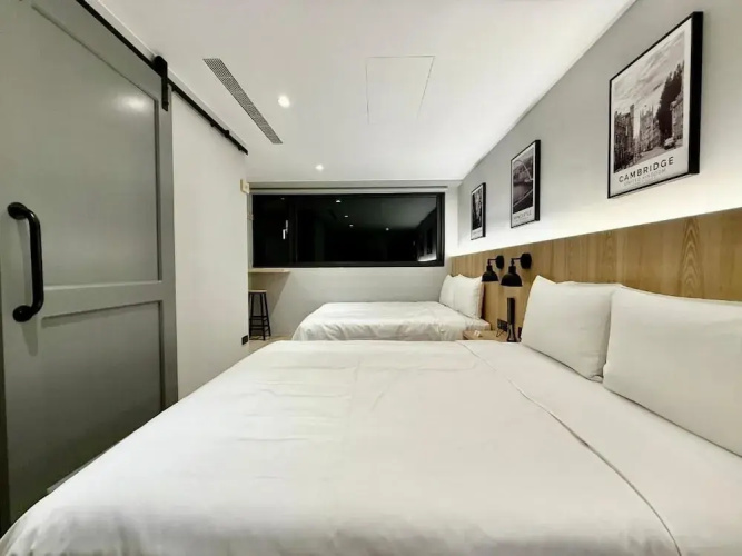 N2 Hotel