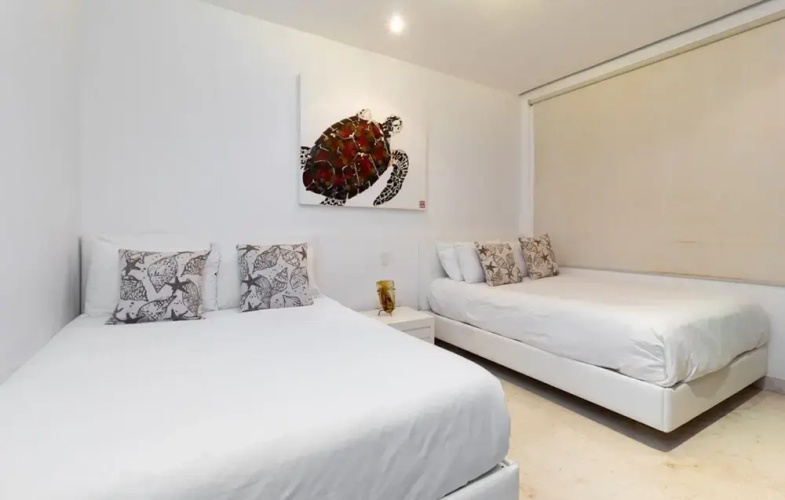 Elements Penthouse 6 3 Bedroom Condo by RedAwning
