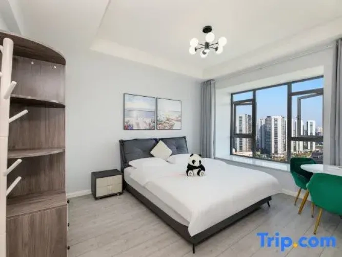 Executive Suite with city view