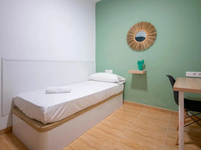 Th08 Apartamento Moderno con Patio Privado
