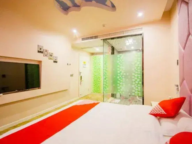 Amethyst hotel