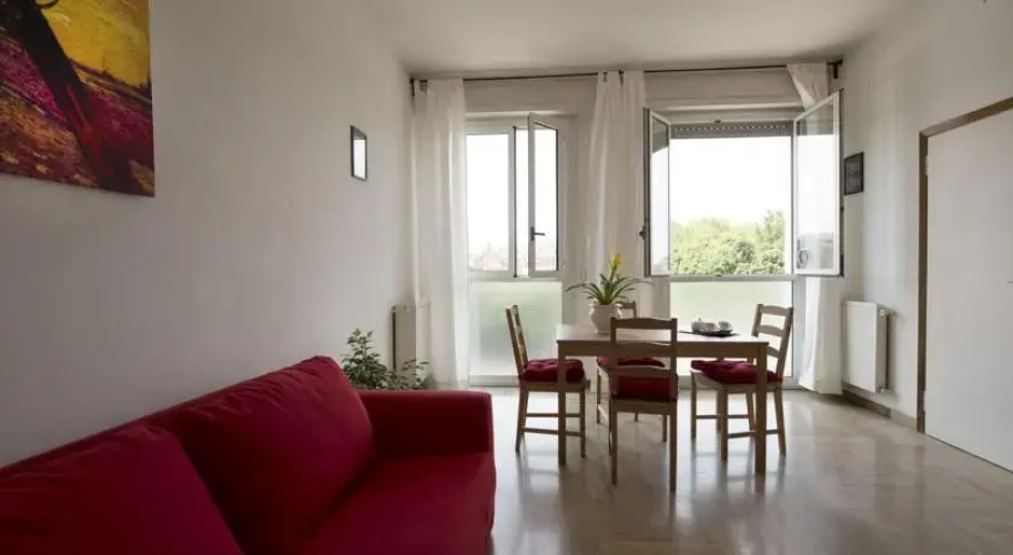 Masini B Halldis Apartment