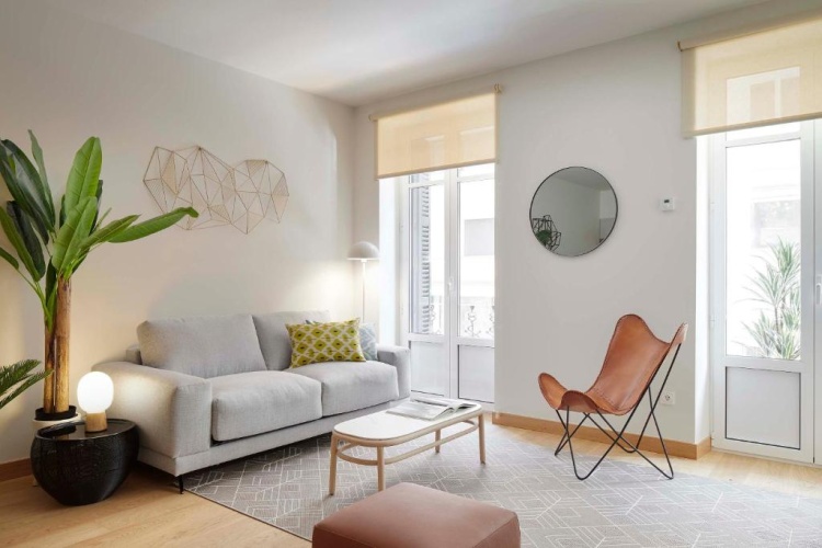 2 Bedrooms Apartment