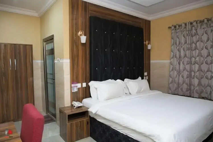 Castle Majestic Hotel