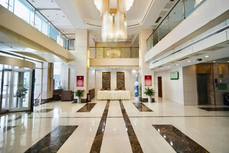 Huada Hotel
