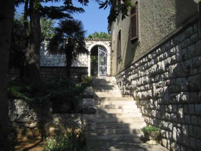 Adria Beach Guest House