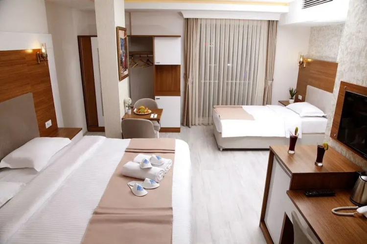 Favorite Otel