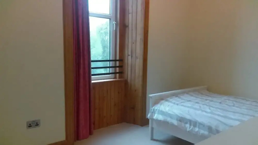 Central 3 double bed apartment