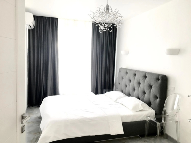 4-room jacuzzi apartment
