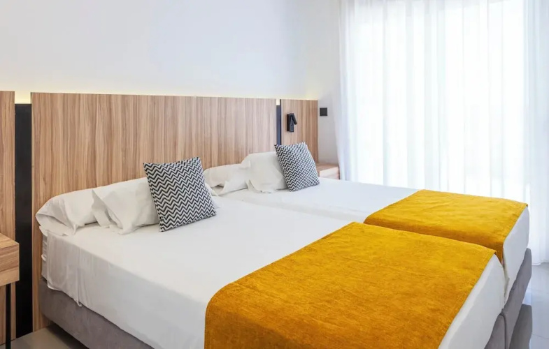 Apartamentos La Laguna