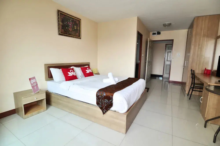 ZEN Rooms Aryan Suites