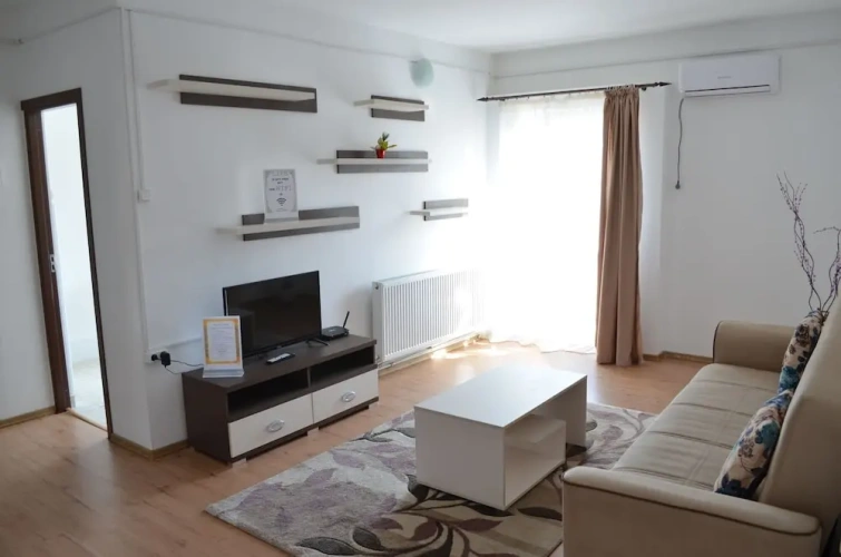 1 Bedroom Apartment with balcony