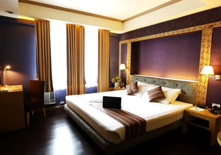 Hotel La Corona Manila