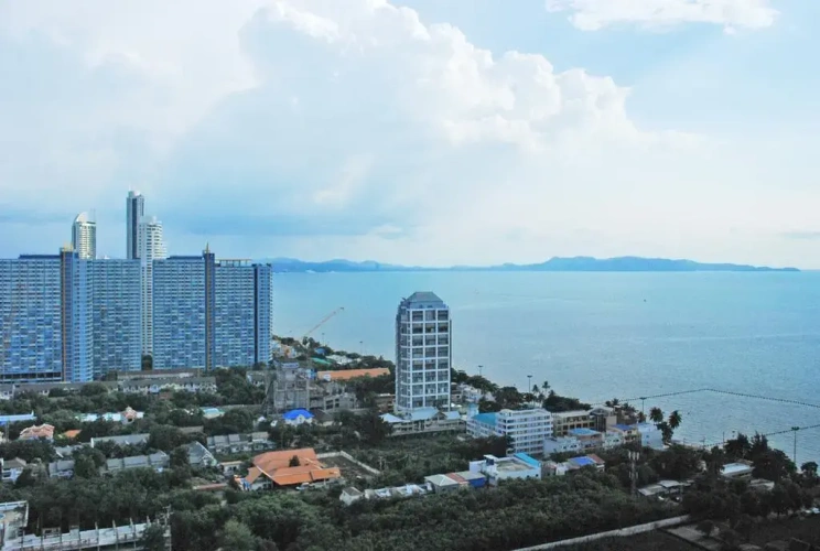 1 Bedroom Apartment with balcony