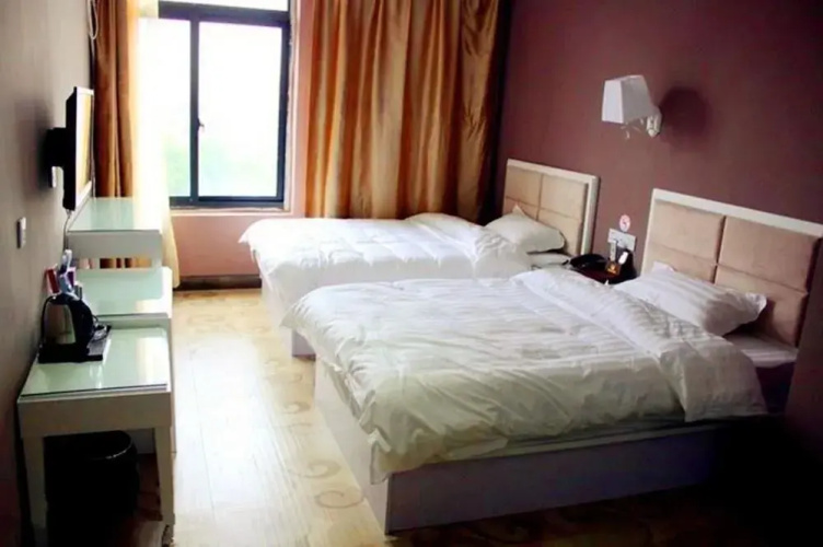 Lan Jue Hotel