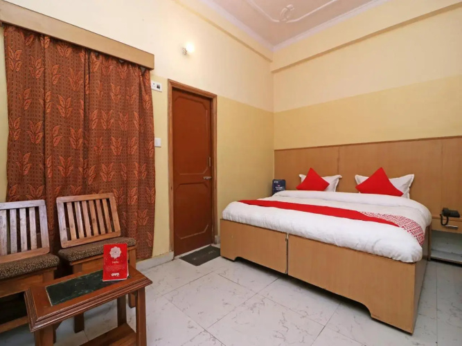 OYO 24103 Akbar Guest House