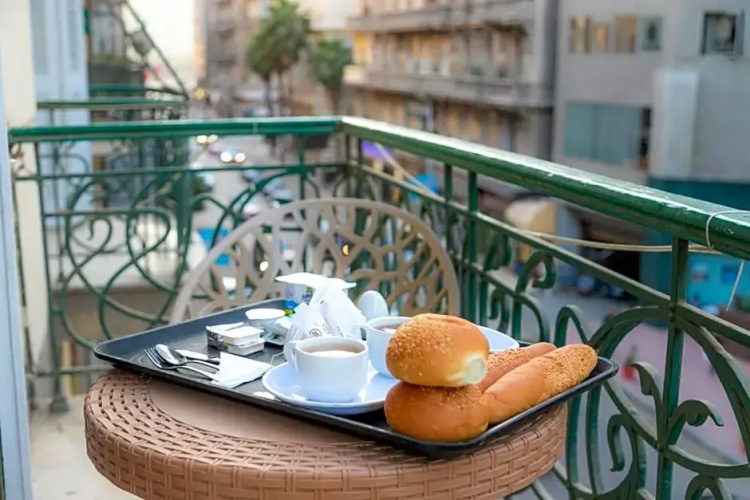 Regency inn