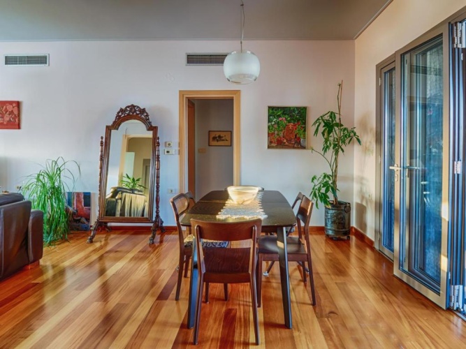 3 Bedrooms Luxury Apartment