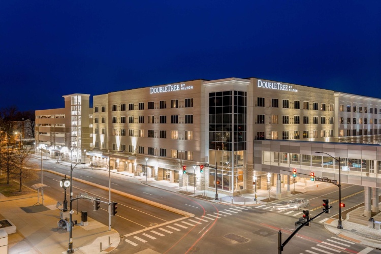 DoubleTree by Hilton Evansville photo 28