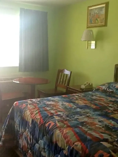 Economy room