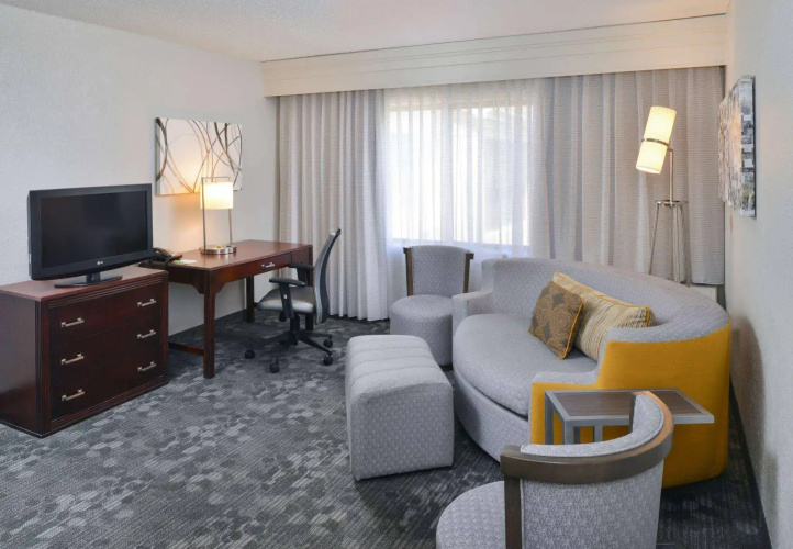 Courtyard by Marriott Charlotte/Matthews