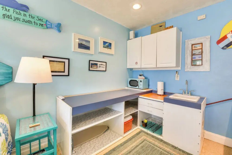 PCB Studio w/ Private Patio: Steps to Beach!