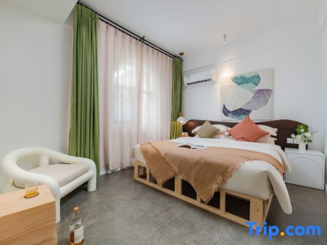 Family Suite with courtyard view