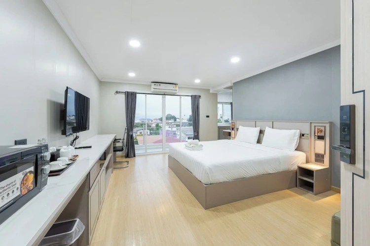 Deluxe Double room with balcony
