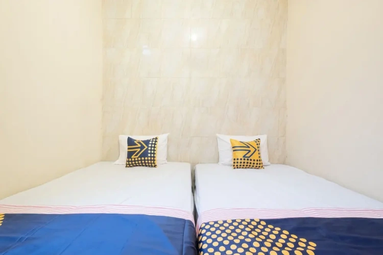 Economy Twin room