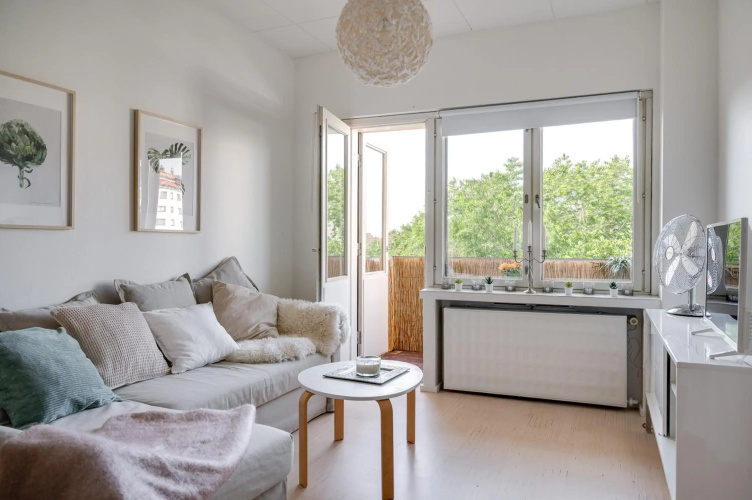 ☆Downtown apartment with views over city rooftops☆
