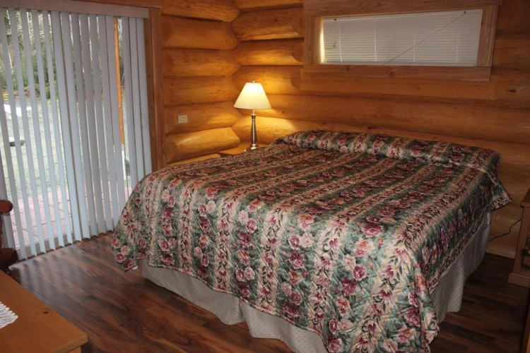 Beaver Lake Resort