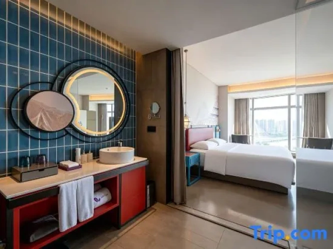 Standard Double room with canal view