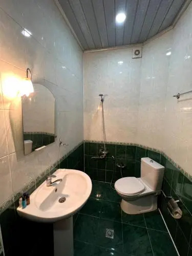Karvan Hotel