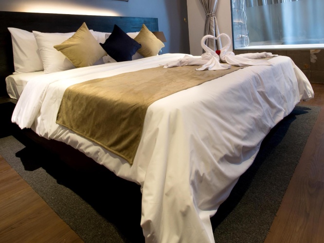 Deluxe Double room with city view