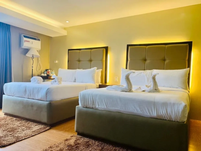 Deluxe Quadruple room