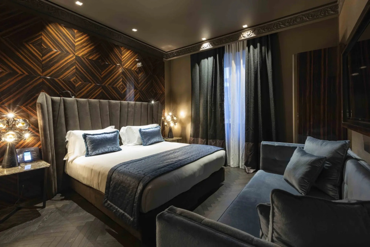 U-Visionary Roma Hotel