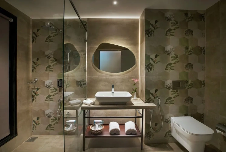 Deluxe Double Basement room with pool view